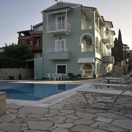 Spiros Athinaios Apartment's Διαμέρισμα